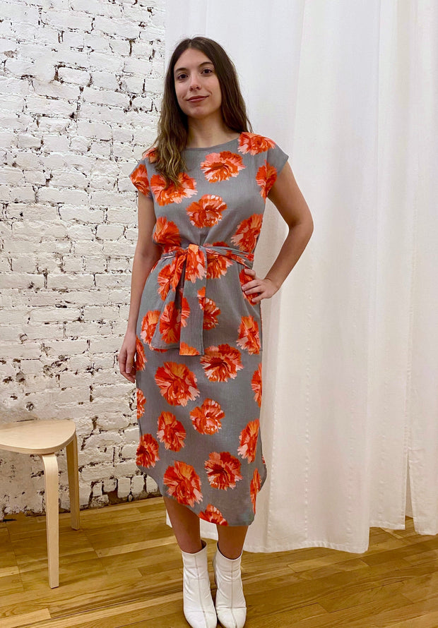Caftan in Cotton Crepe: Red Carnations on Grey